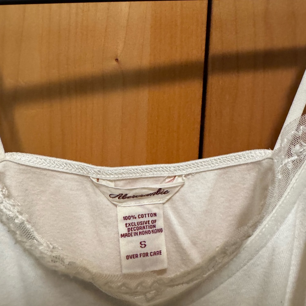 Abercrombie & Fitch Cream Lace-Trim Camisole Tank Top - Picture 2 of 4